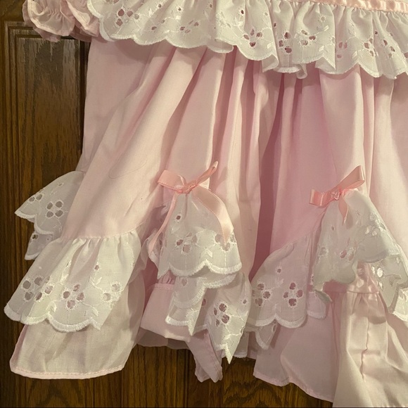 🎀 Two Piece Frilly Dress 🎀 - Picture 4 of 6